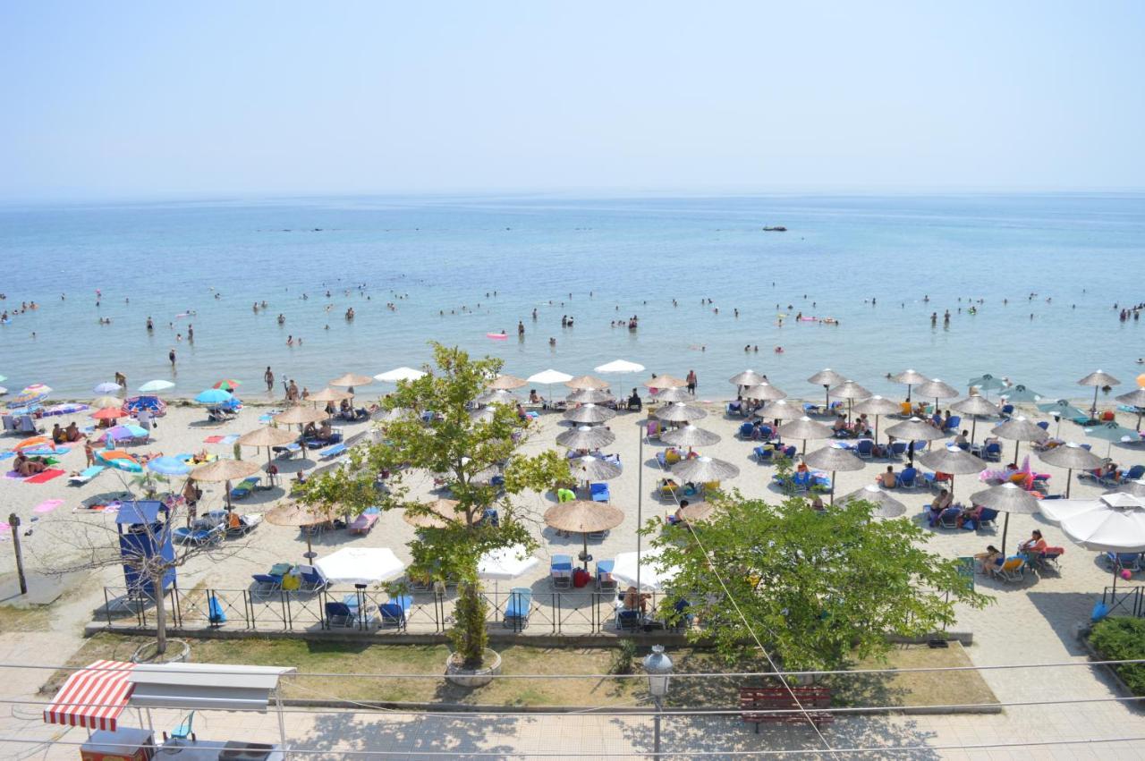 Iliana Hotel Paralia Esterno foto